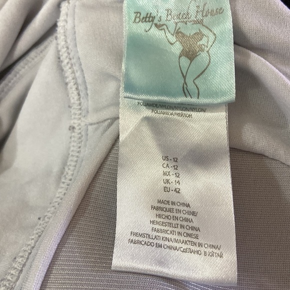 Betty’s Beach House Navy Blue and White Polkadot One Piece Swimsuit Size 12 - Picture 3 of 6